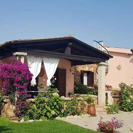 Le Rose * San Teodoro (Sardinia)