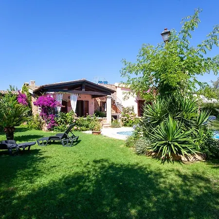 Le Rose * San Teodoro (Sardinia)
