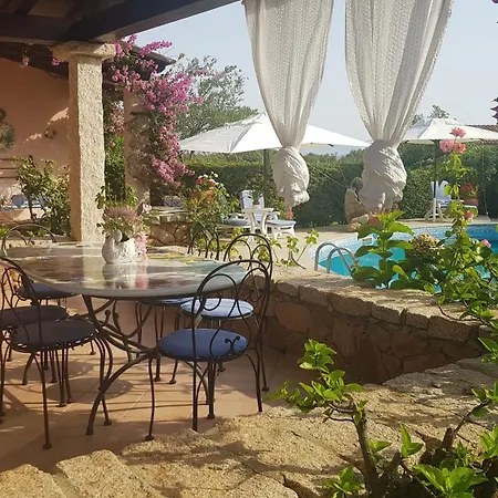 Le Rose * San Teodoro (Sardinia)